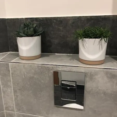 Stunning In Leeds- Financial District *